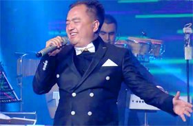 جۇۋانلار-ئادىلجان مەمتىمىن