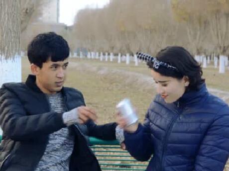 ئۇيغۇرچە قىزىقارلىق فىلىمدىن بىريۈرۈش