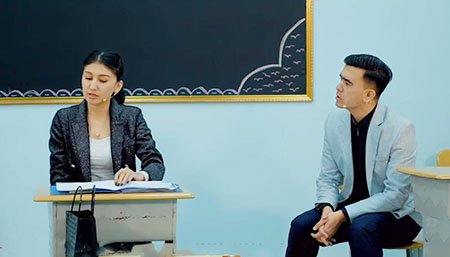 ئاتا-ئانىلار يىغىنى-بىز تىياتىر كۇلۇبى ئىتوتى