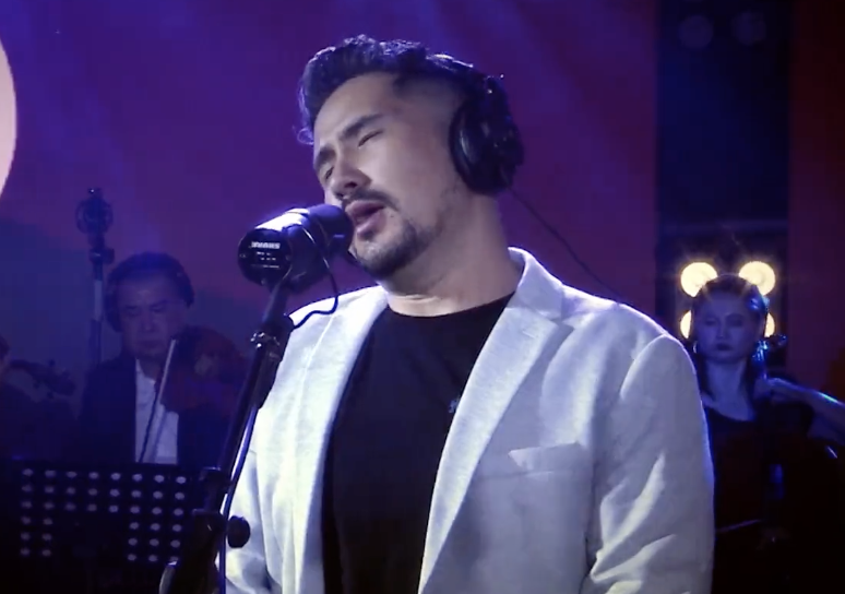 سىغىندىم ئانا - مەۋلان مەمتىمىن