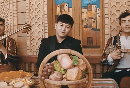 قەشقەردىكى باللار بىز-زۇلپىقارمەمەتئىمىن