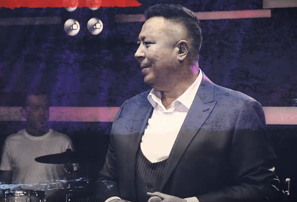 ئىككى قاشىڭ - ئابدۇللا ئابدۇرېھىم