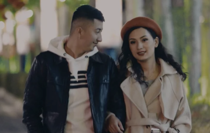 سۆيگۈ يولىدا-مەخمۇتجان مەمتىلى