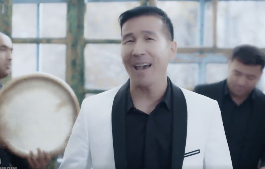 ئون بەش پەدە-يۈسەنجان ياسىن