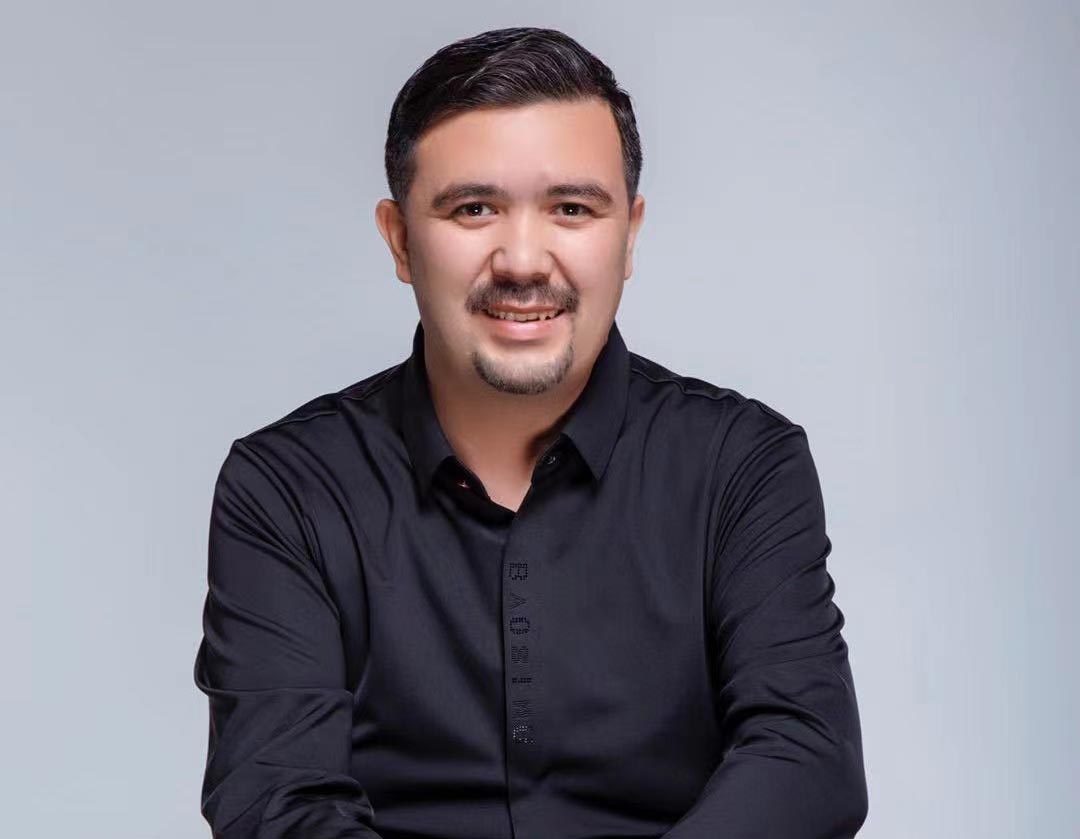 مەمتىمىن ئابدۇجىلىل