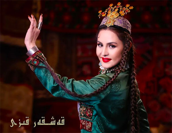 قەشقەر قىزى-ماھىرە مىجىت