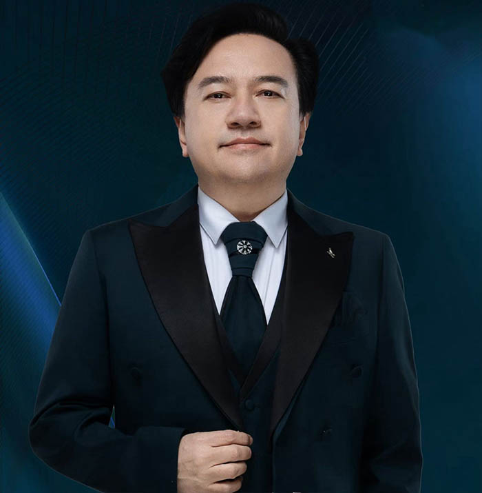 ئادىلجان مەمتىمىن